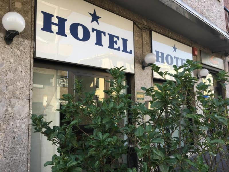 Hotel Salus Milão Exterior foto