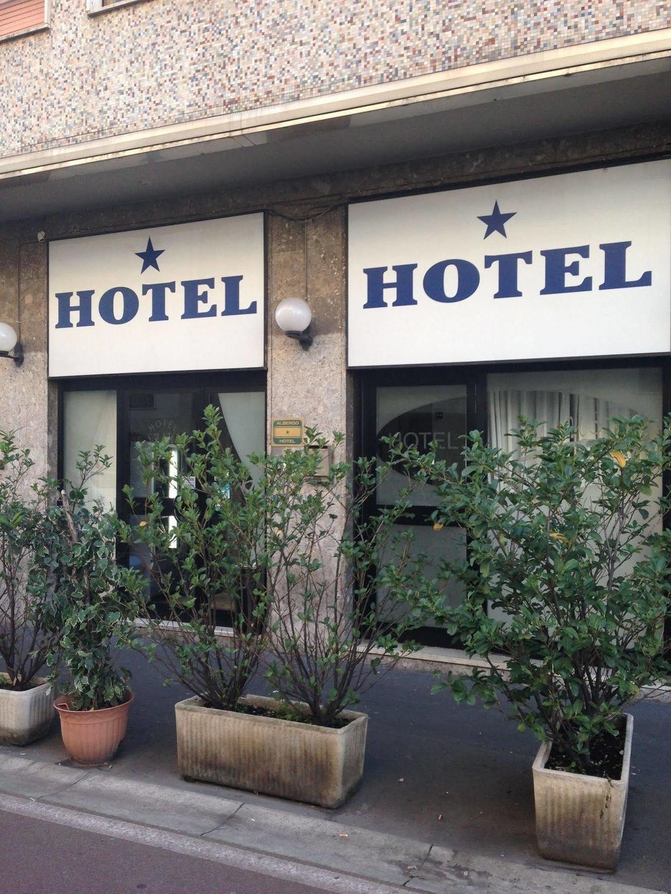 Hotel Salus Milão Exterior foto